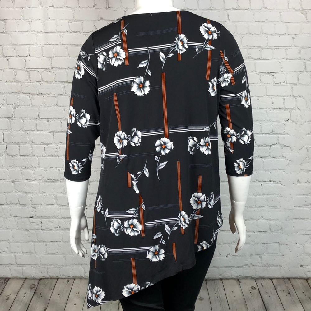 Alfani Black Floral Asymmetrical Top Plus Size 1X - Picture 3 of 5